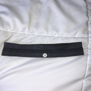 Lululemon grey sporty headband
